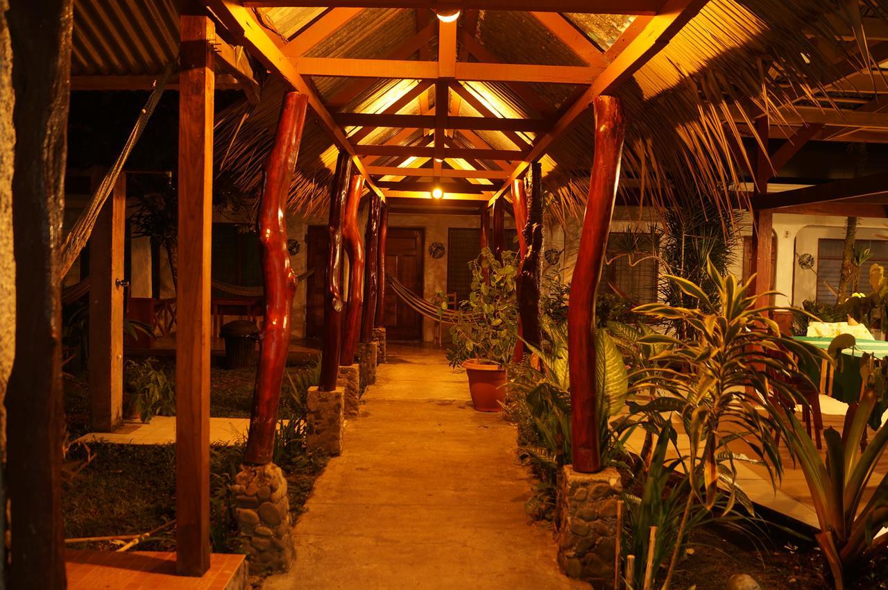 Cabinas Palmer Makanda Cahuita Extérieur photo